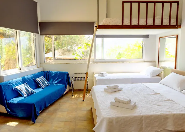 Nature Lovers-golden Chrysi Ammoudia